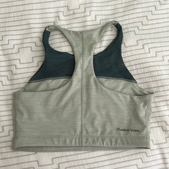 Outdoor Voices Move Free TechSweat Crop Top large - Picture 1 of 16